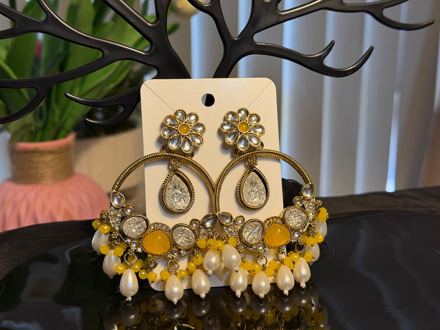 Simran Pearl Chandbali