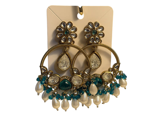 Simran Pearl Chandbali