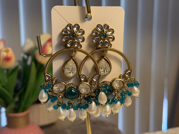 Simran Pearl Chandbali