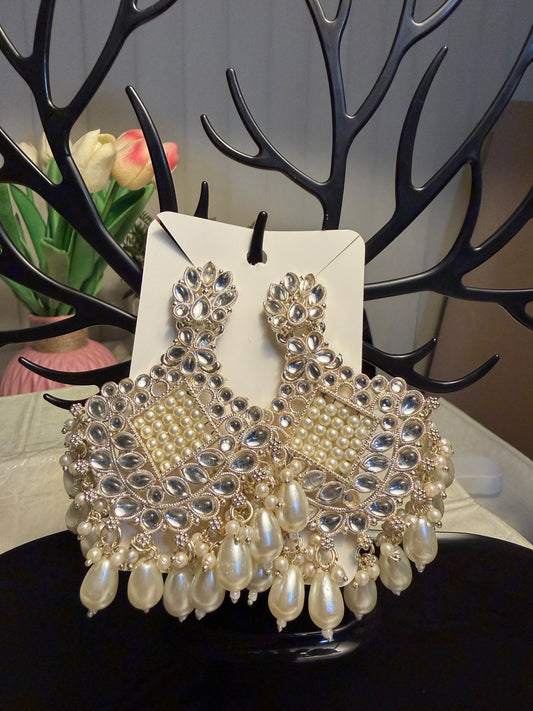 Saloni Mirror Chandbali
