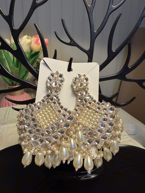 Saloni Mirror Chandbali