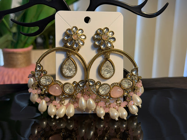 lavi pearl Chandbali